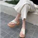 Women's Vacation Style Braided Straw Block Heel Thong Roman Sandals, Platform Height Increasing Toe Wrap Slide Sandals