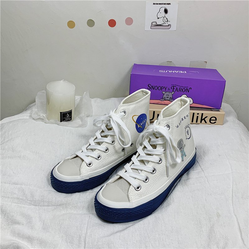 Space walk high-top shoes - Image 3