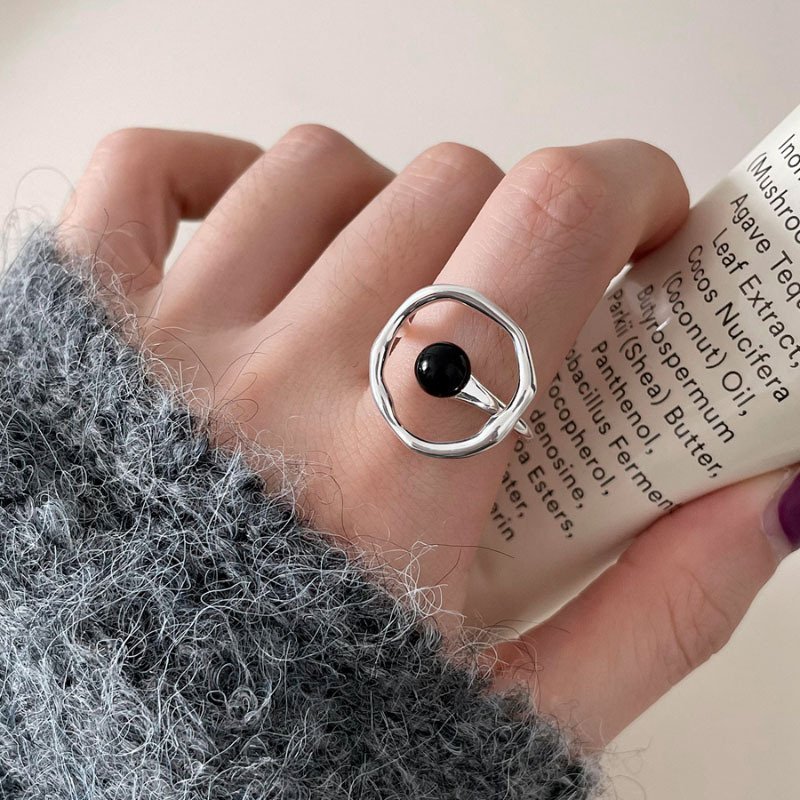 Female All-match Cold Niche Star Black Agate Ring - Image 4