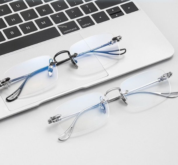 High-end Automatic Adjustment Degree Intelligent Zoom HD Anti-Blue Ray Elderly Presbyopic Glasses - Image 3
