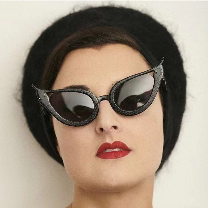 Personalized Sunglasses Funny Hot Girl Snake-shaped Women - Image 14