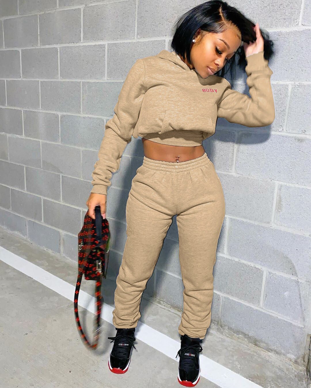 Solid color sweatshirt sports letter suit