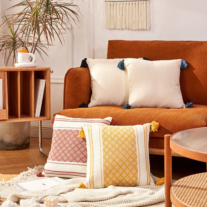 Geometric Woven Jacquard Tassel Cushion Cover - Image 3