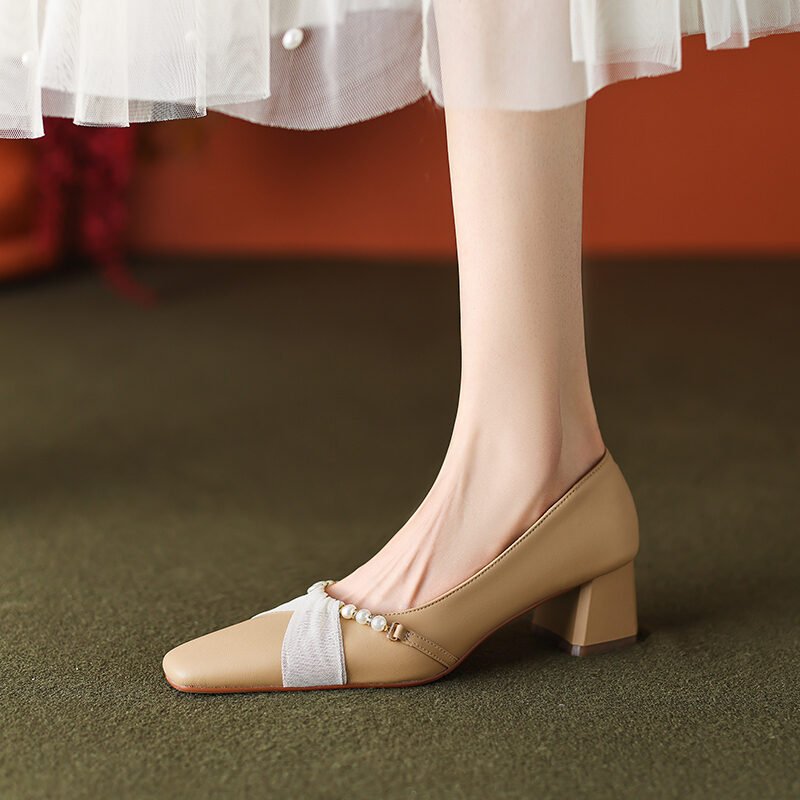 Elegant Pearl Decoration Fashion Lady's Shoes - Image 3