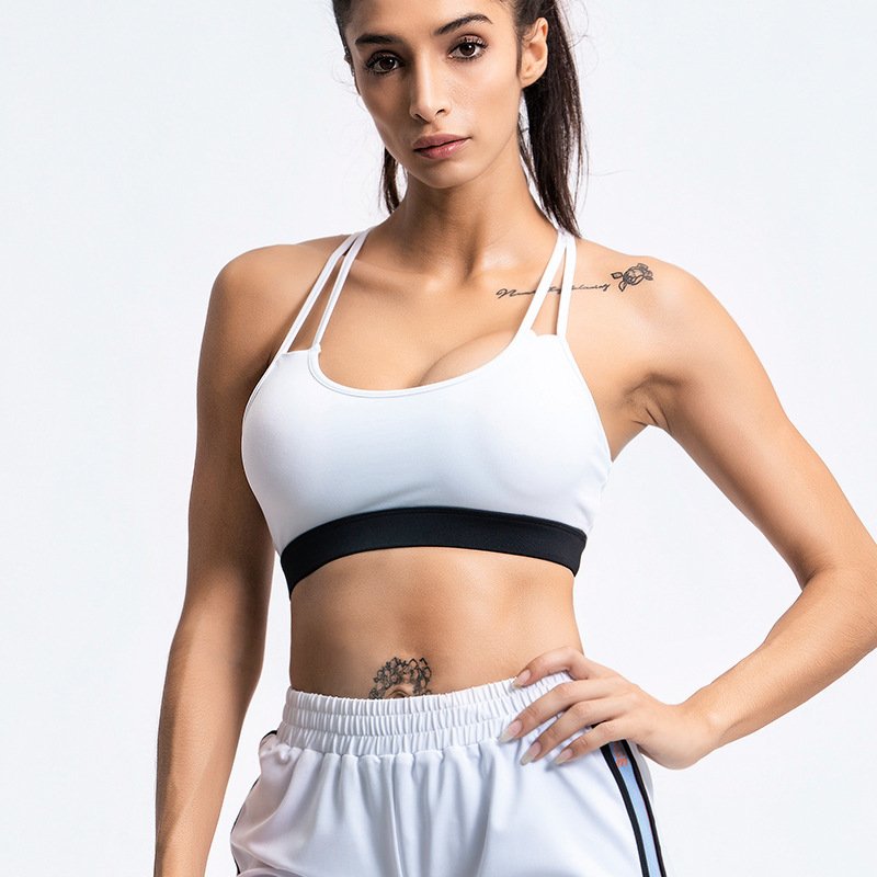 Black and white contrast sports bra - Image 5