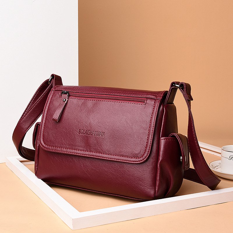 spring and summer middle-aged mother Messenger bag shoulder bag soft leather handbags wild travel shopping with the party bag