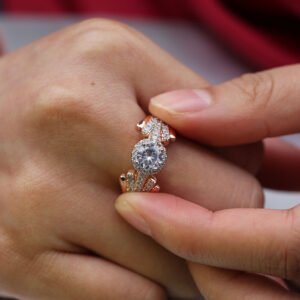 Fashion micro-inlaid zircon two-tone ring
