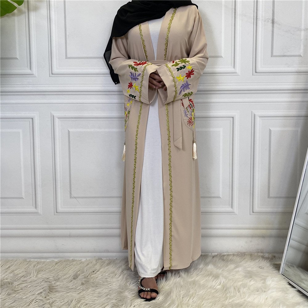 Fashionable Embroidered Cardigan Lace Up Women's Robe - Image 2
