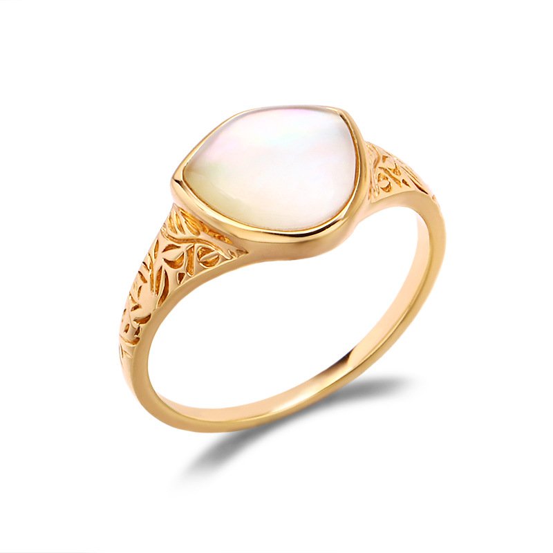 Vintage Carved Personality Shell White Crystal Ring For Women - Image 4