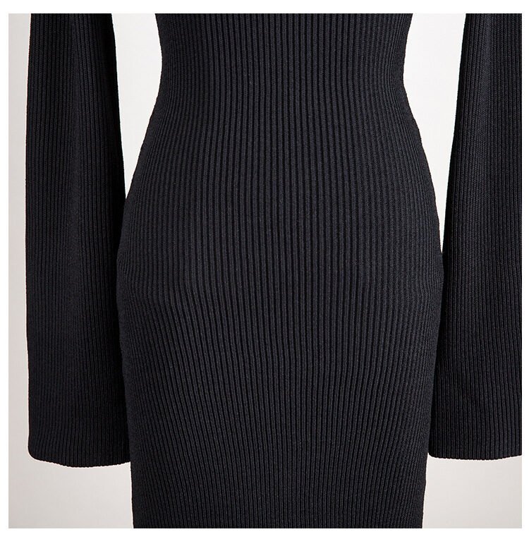Flared sleeve knitted dress - Image 4