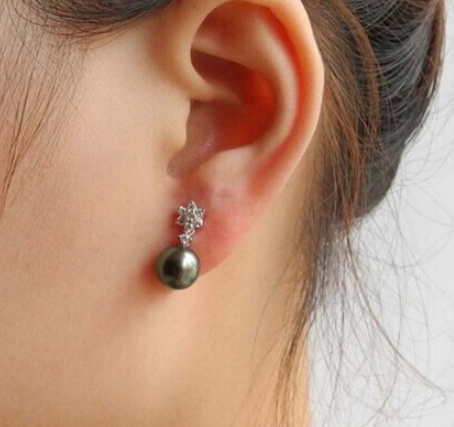 Black pearl earrings - Image 2