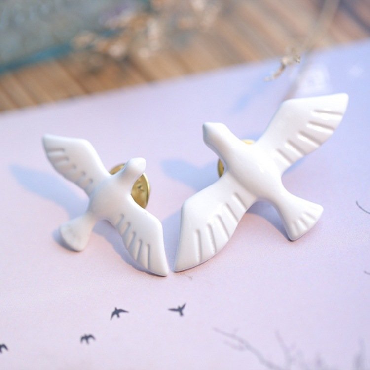 White dove and peace dove brooch brooch badge collar pin - Image 3