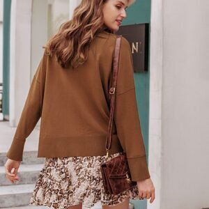 Button-decorated lazy casual knit sweater