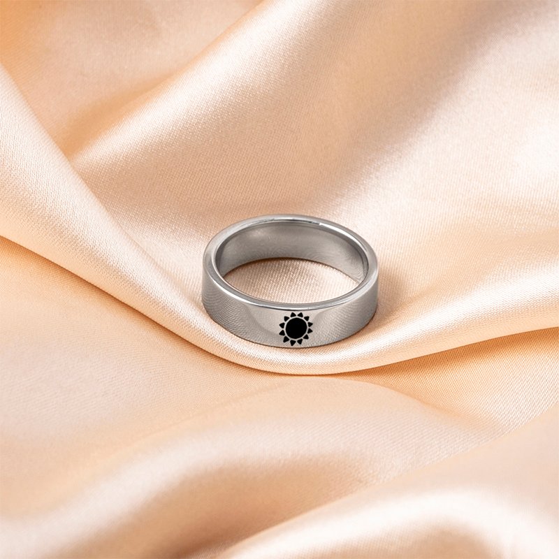 Simple Sun Moon Stainless Steel Ring Black Silver Romantic Couple Ring - Image 2