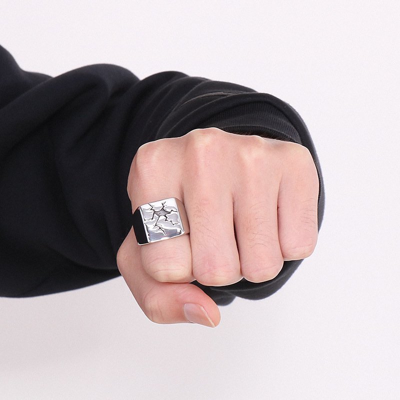 Minimalism Personality Design Black Crack Round Face Men's Ring - Image 4