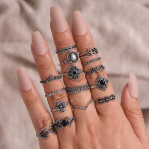 Hollow Lotus And Diamond Drop Ring Set