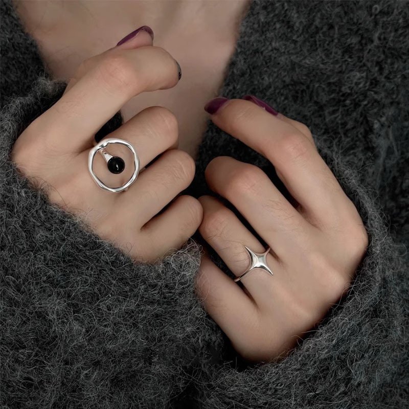 Female All-match Cold Niche Star Black Agate Ring - Image 9