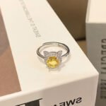 Small Fragrance Style Paved Sweet & Cool Yellow Diamond Temperament Hollow Fashion Open Ring, Exquisite Luxury High-End Index Finger Ring For Women