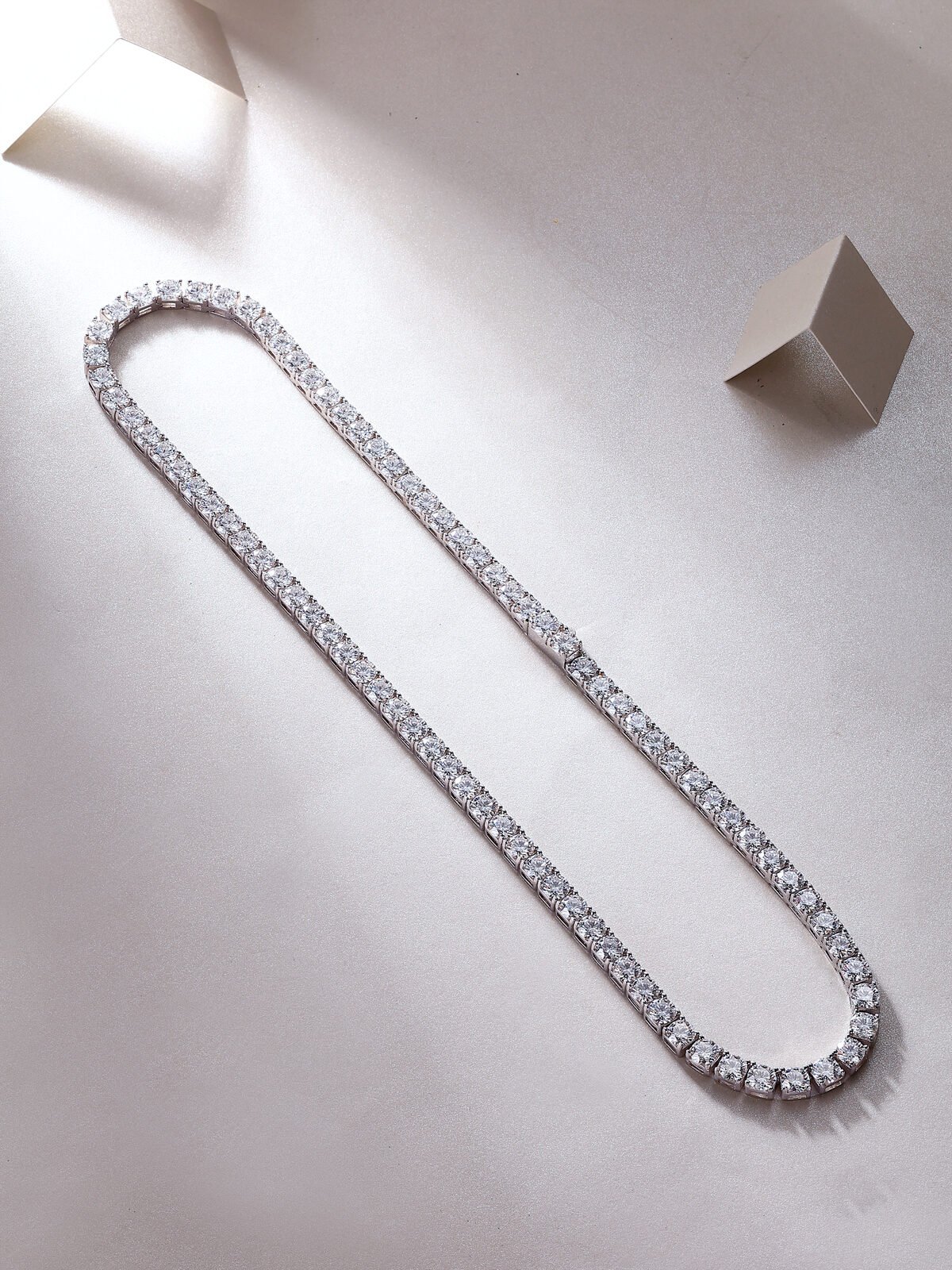 Endless Starry River - A Luxurious And Fashionable Light Luxury Jewelry Necklace Pendant Set With Top-quality Moissanite, S925 Silver-plated Platinum. - Image 3