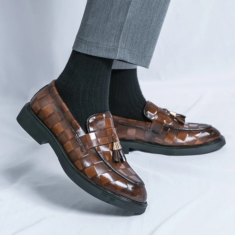 New Style One Foot Leather Shoes For Men - Image 2