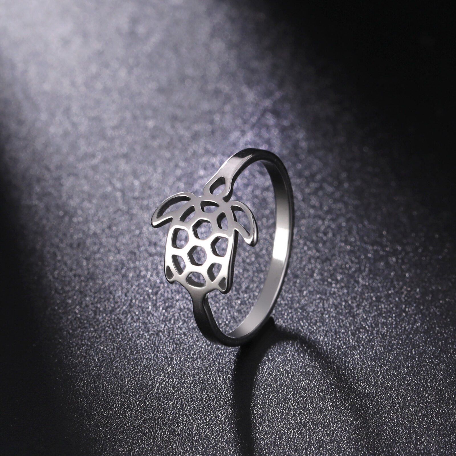 Cartoon Animal Titanium Steel Cut-out Hollowed-out Turtle Design