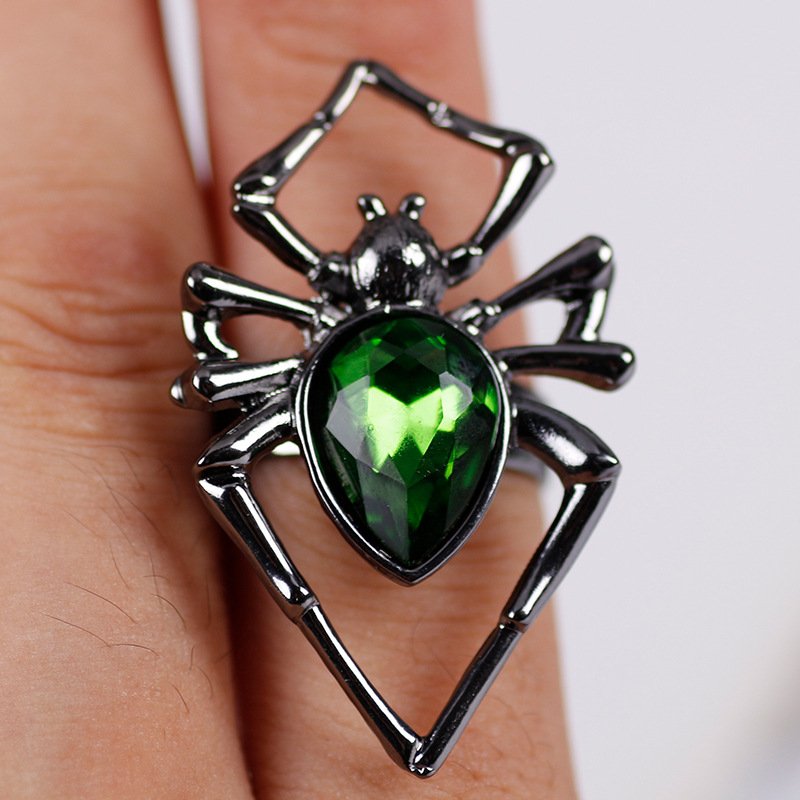 Retro Fashion Animal Ring Creative Black Spider Inlaid Rhinestone - Image 3