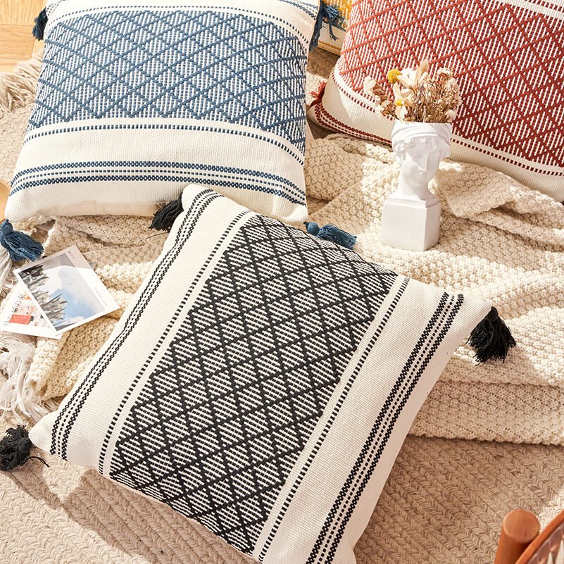 Geometric Woven Jacquard Tassel Cushion Cover - Image 2
