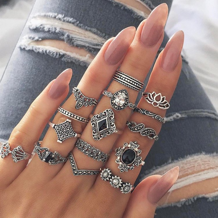Hollow Lotus And Diamond Drop Ring Set - Image 2