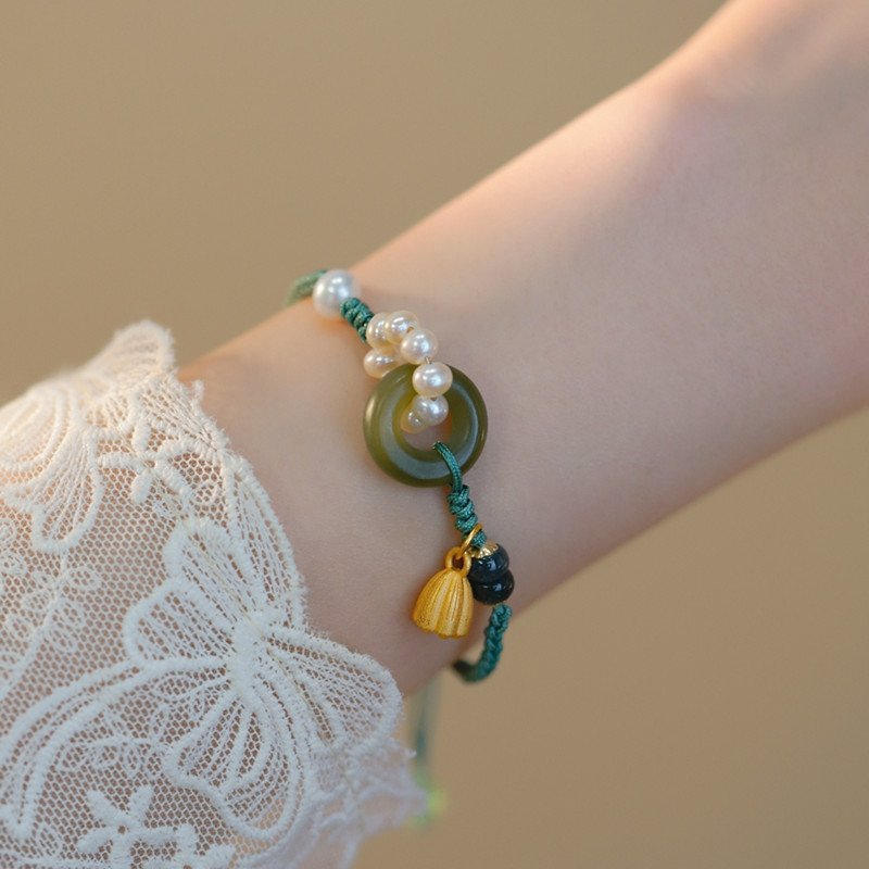 Round And Round Elegant Hotan Jade Pearl Hand Rope - Image 2