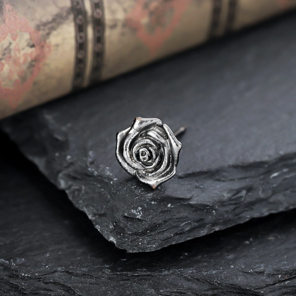 Trendy Men's Ear Studs & Ear Cuffs, High-End Unisex Earrings - Image 6